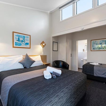 Central Inn Lac Taupo Extérieur photo