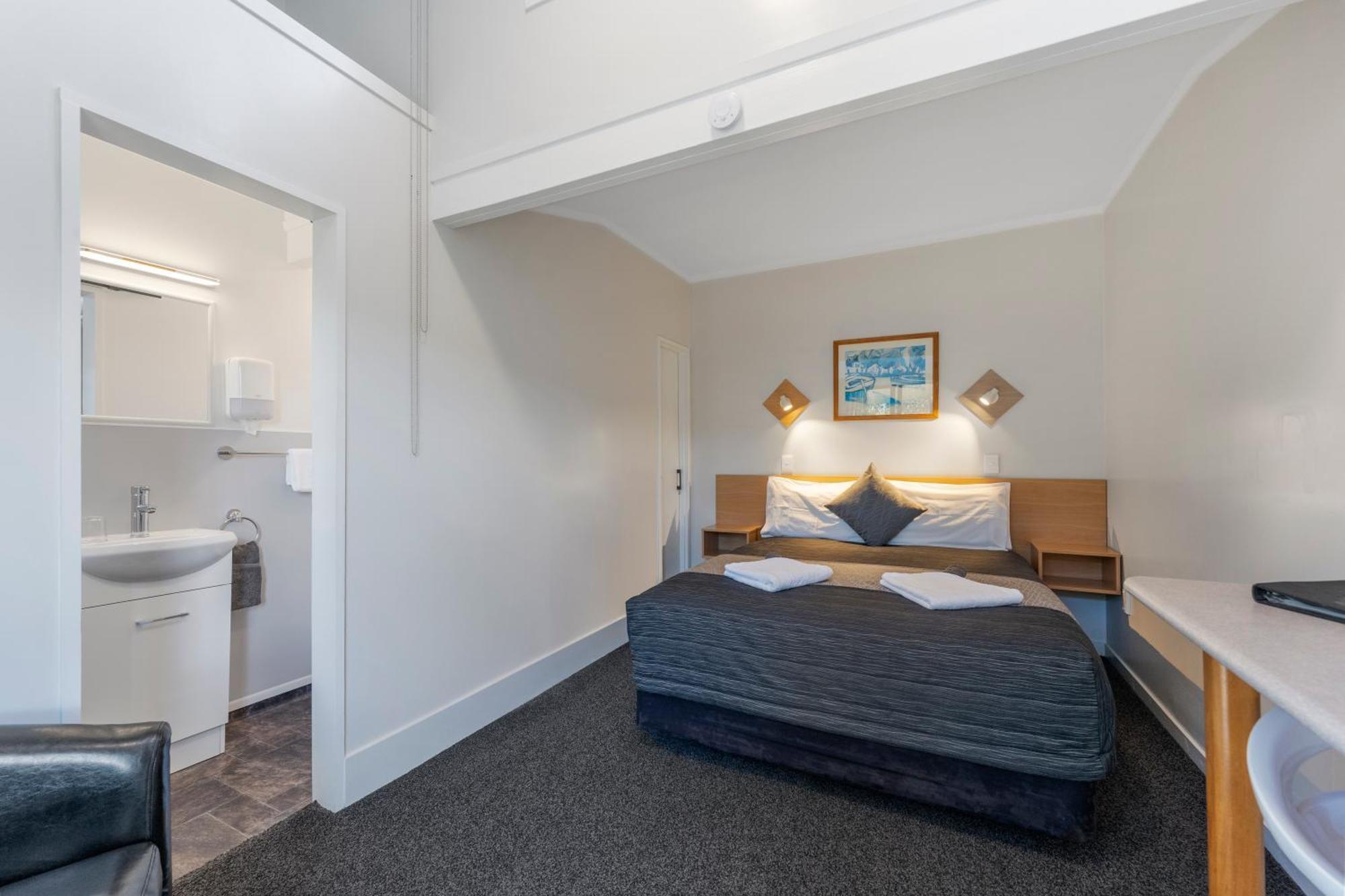 Central Inn Lac Taupo Extérieur photo