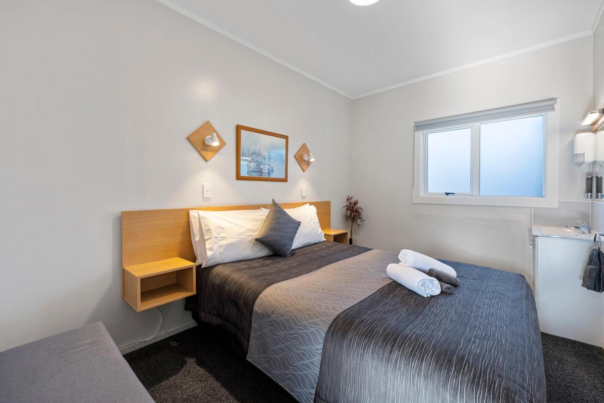 Central Inn Lac Taupo Extérieur photo