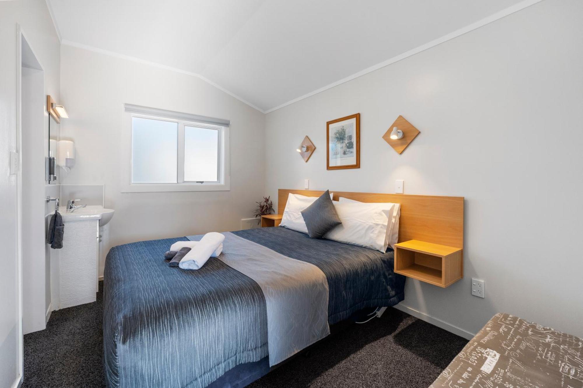Central Inn Lac Taupo Extérieur photo